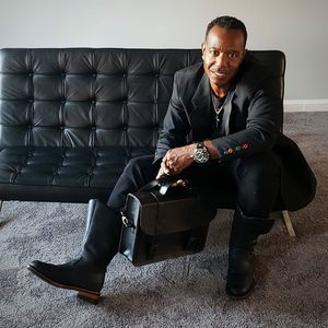 Meet your Posher, Cedric